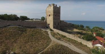 What to do and where to walk in Feodosia: interesting places, museums, attractions