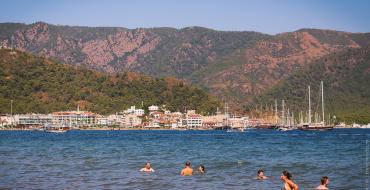 Care mare din Marmaris este Mediterana sau Marea Egee?