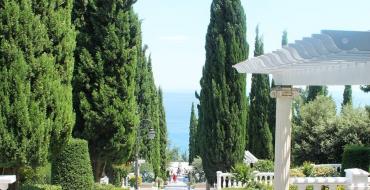 Yalta - quyoshli Qrimning kurort poytaxti Yalta Qrim xaritasida