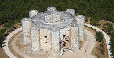 Κάστρο του Castel del Monte στην Ιταλία Κάστρο του del Monte Ιταλίας