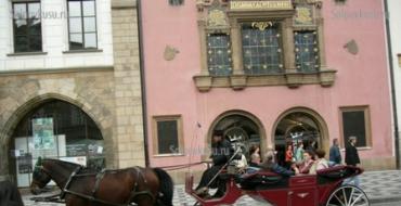 Guides to the Czech Republic.  Excursions in Austria