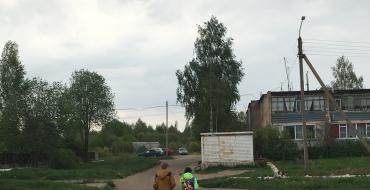 Tver 마을이 지난 몇 년 동안 어떻게 살았는지 Tver 지역, 경로 및 도로의 교통 통신